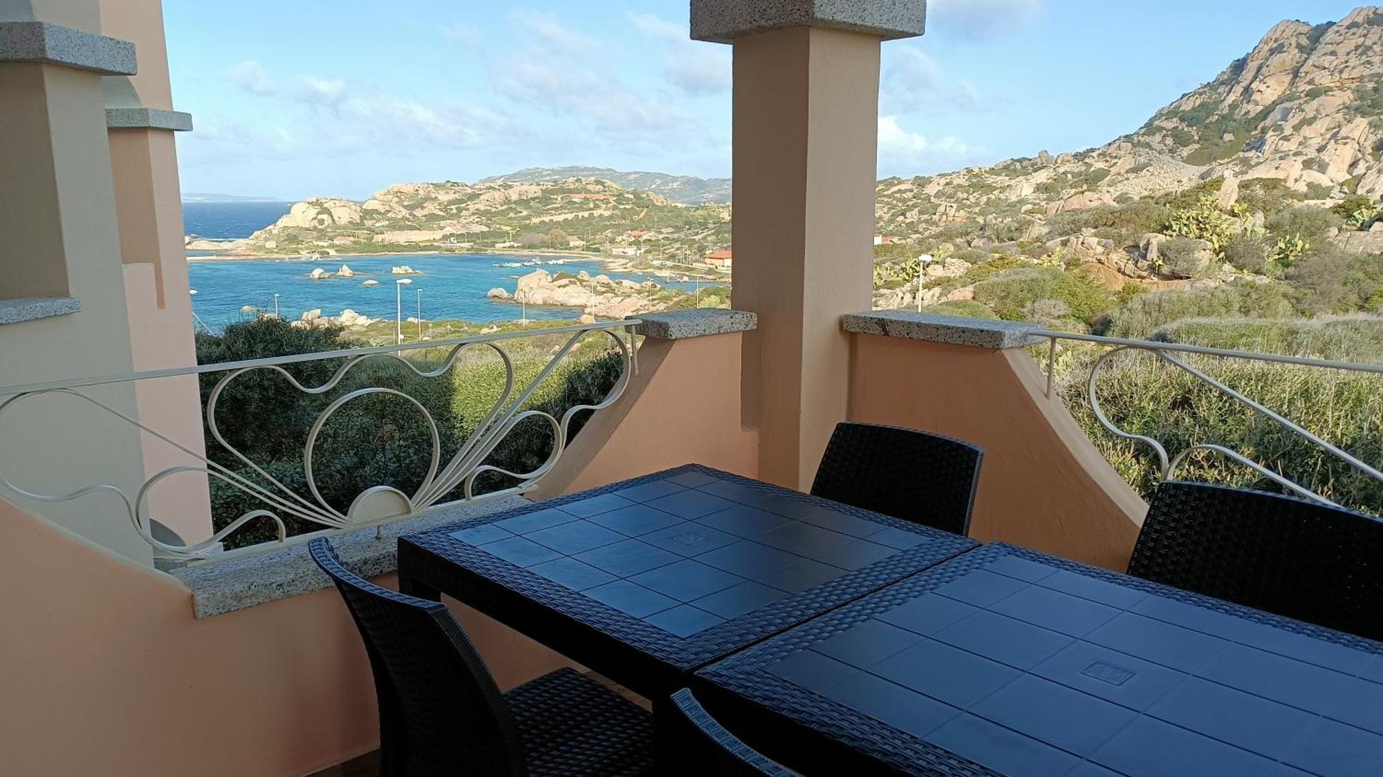Appartamento Vista Mare Punta Tegge La Maddalena  Exterior foto