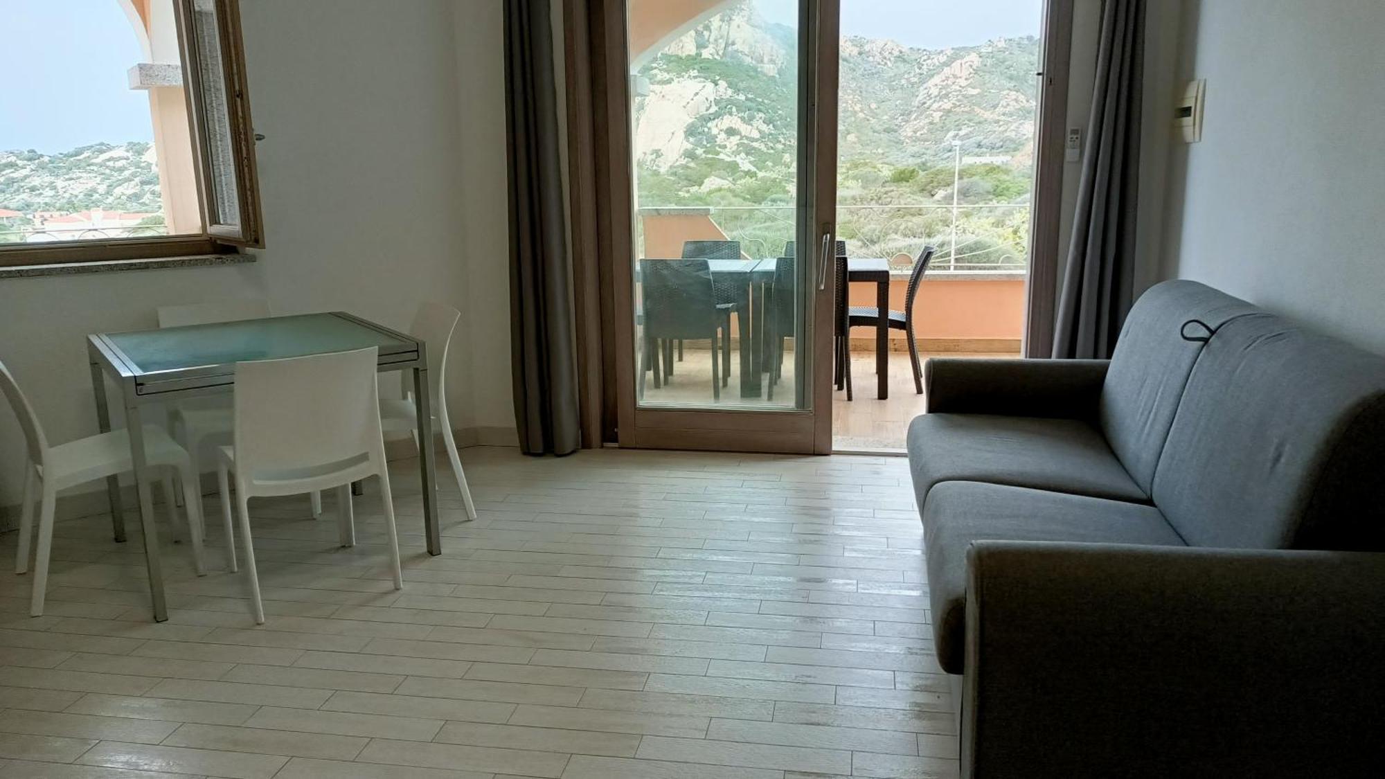 Appartamento Vista Mare Punta Tegge La Maddalena  Exterior foto